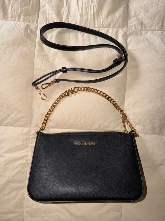 Michael Kors Handbags - Michael Kors Black Saffiano Leather Shoulder Bag with Gold Chain